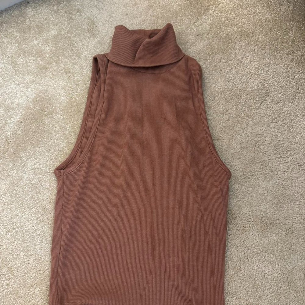 Women's Brown Crop-top